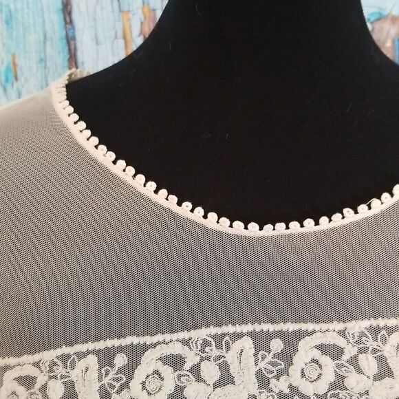 𝅺forever 21 Crochet Lace Blouse sz large - Picture 6 of 10